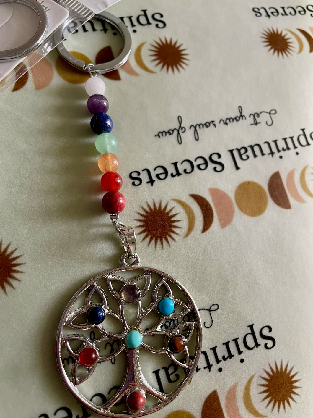 7 Chakra tree of life keychain